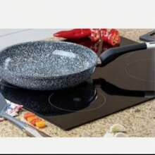 UNIVERSAL 28 CM FRYING PAN WITH A GRANITE COATING