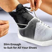 男女通用的金属支撑踝关节护具，为扭伤的脚踝、足底筋膜炎、损伤恢复提供压缩支撑，系带式踝关节稳定，适合运动和日常使用，可调节绑带，透气设计，适合跑步、排球运动恢复，适合左/右脚 - 黑色 - 查看 6