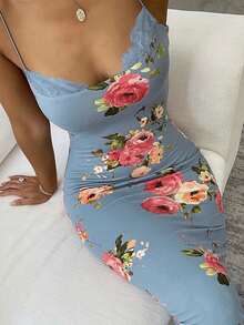 ChicMe فستان متوسط الطول مطبوع بالأزهار مع تصميم ظهر مفتوح وحمالات رفيعة وتطريز دانتيل على الرقبة على شكل حرف U، أنيق للمناسبات والمواعيد - الأزرق - مشاهدة 6