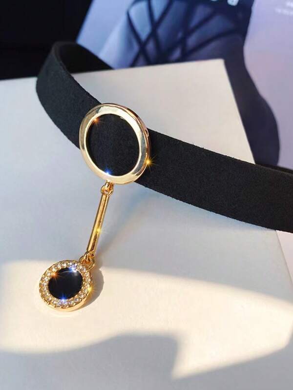 1pc Minimalist Velvet Round Glass Pendant Necklace For Women