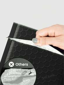 10/20/30/40/50pcs Metallic Bubble Mailers, Holographic Bubble Mailers, Poly Padded Envelopes,Waterproof Self Seal Adhesive Shipping Bags,Foil Glitter Glamour Shipping Mailer,Holographic Cushion Envelopes - Black - View 2