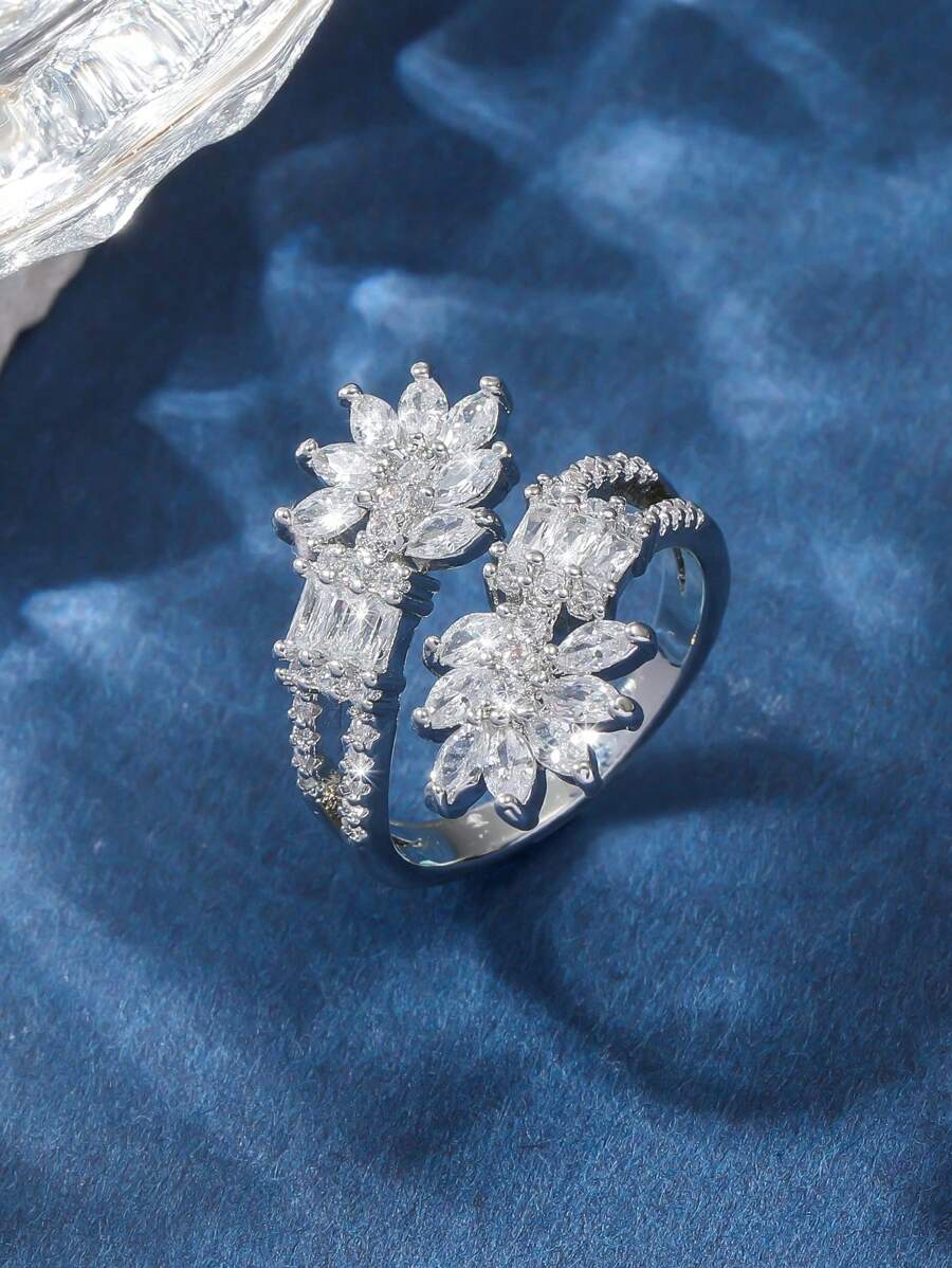 1pc Elegant White Gold Plated Copper Ring With Zirconia Stone, Adjustable, Charming Jewelry Gift For Women, Suitable For Casual, Party, Date Wear