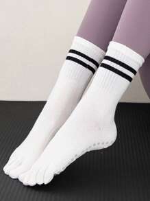 Chaussettes mi-mollet pour les orteils en automne/hiver, chaussettes de yoga. Anti-dérapantes pour le Pilates, le yoga, les sports et la fitness. Confortables, douces, avec des points en silicone antidérapants. Chaussettes de compression pour l'intérieur et l'extérieur.