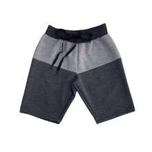Bermuda Bicolor Shorts Infantil Masculina Moletom Moletinho Menino criança 02 a 12 anos - Chumbo - Visão 4