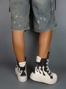 厚底时尚女式踝靴圆头厚底女士运动鞋硫化鞋系带设计师哥特朋克摇滚短靴黑色短裤