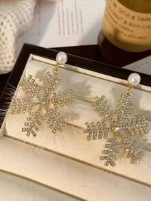 1 对时尚仿珍珠和毛绒雪花吊坠耳环，适合任何场合的女性，圣诞礼物 - 彩色 - 查看 5