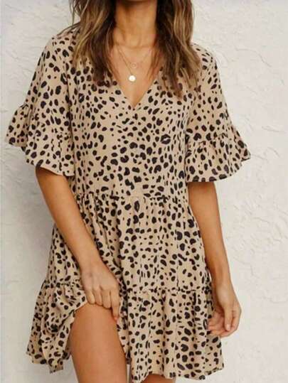 Gaun Wanita Lucu Motif Leopard Longgar, Gaun Mini Lengan Pendek Leher V dengan Hem Berkerut, Kancing Depan Model Mengembang Elegan untuk Musim Panas