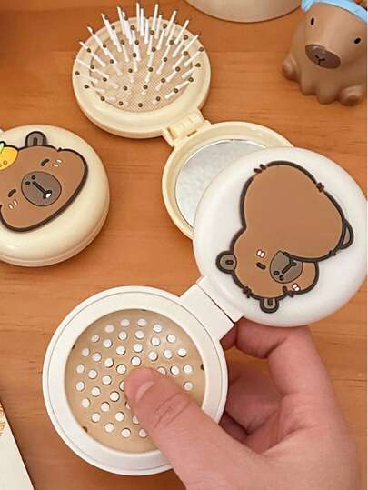 1 chiếc lược mini massage tóc hình chuột lang nước dễ thương, lược gấp gọn có đệm khí, dụng cụ tạo kiểu tóc, có thể dùng khi đi du lịch, văn phòng, làm đồ dùng học tập, quà tặng mùa tựu trường, quà tặng giáo viên, có sáu kiểu để lựa chọn.