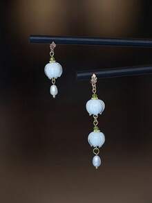 Two Bohemian Wooden Lily Of The Valley Hairpins Are Suitable For Women, With Teeth Shaped Into A Ponytail At The Back Of The Head And Sweet And Lovely Hairpins. The Side Clip Of The Hairpin Is Fresh Country Style, Bun Extension, Hair Bun Maker, Bun Hair Piece, Hair Styling Pins, Bobby Pins