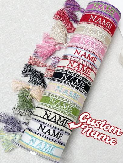 Bracelet personnalisé avec broderie de nom, bracelet à gland DIY, cadeau commémoratif de fête, bracelet d'amitié personnalisé à gland, bracelet de fête des mères avec nom personnalisé, bracelet de couple de style bohème coloré avec broderie, bracelet de couple réglable multicolore, cadeau d'anniversaire personnalisé, bracelet de Noël, décoration d'automne personnalisée