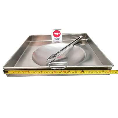 Comal Cuadrado, cacerola, Chalupero chico de 39 cm x 39 cm, de acero Inoxidable Con Pozo. Ideal para freír antojitos, quesadillas, tacos dorados, bistec, filetes de pescado. Incluye una tenaza de acero inoxidable