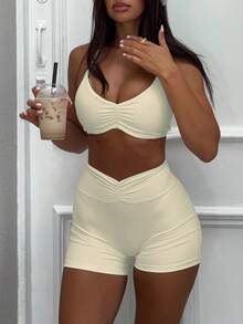 AiTyi 女式两件套，休闲时尚性感舒适栗色运动时尚，适合毕业、返校、百搭吊带背心和短裤针织装 - 淡黃色 - 查看 6