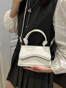 New Fashion Women's White Solid Color Pu Leather Square Handbag, Simple And Stylish Design, Suitable For Outdoor, Shoulder Bag With Removable And Adjustable Shoulder Strap - White - View 2
