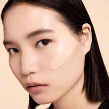 YSL 全天候粉底液 - LC2，适合日常使用 - LC2 - Light Cool 2 - 查看 3