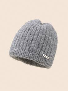 1pc Casual Wool Blend Soft Knit Hat, Vintage Chunky Pattern With Metal Decor, Fluffy & Cozy, Suitable For Gifts And Daily Wear, Autumn/Winter