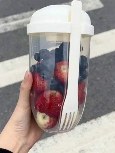 Large Capacity Salad Shaker Cup, Healthy Salad Box With Dressing Rack, Portable Picnic Lunch Breakfast Cup, Hand Washable, Plastic Kitchen Tool, Suitable For Making Salad, Breakfast Salad Cup For Weight Loss, Portable Cup, Salad Making Tool, Salad Bottle With Fork, Salad Dressing Container, Picnic Breakfast Lunch Salad Cup, Kitchen Supplies, Small Kitchen Tool, Portable Bottle, Suitable For Commuting Or Outdoor Activities (Random Color And Style)