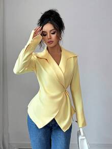 女士优雅浅黄色系带修身薄款西装外套