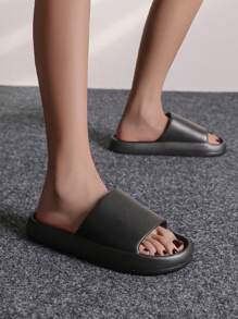 Mules colorées et à semelle épaisse antidérapante, style minimaliste, convient aux hommes et femmes, adapté pour un usage à la maison, à la plage et dans la salle de bain, toutes saisons