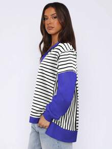 Loose Contrasting Striped Sweatshirt With Slit For Autumn And Winter Casual Slimming Top For Women