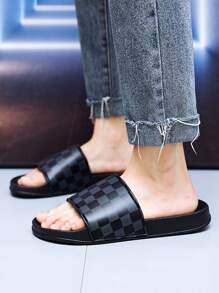 Men's Shoes, Men's Checkered Home Casual Slippers, Breathable And Durable, Suitable For Bathrooms, Beaches, And Home Wear