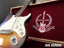 Axe Heaven Fender 60th Anniversary Stratocaster Miniature Guitar Case W Embroidered Logo Replica Collectible CASE-60-1  [COLLECTABLES] Ltd Ed, Figure, Collectible - Nhiều màu - Xem 4