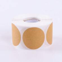Etiquetas adhesivas redondas de papel kraft marrón, pegatinas DIY personalizadas, decoración de festivales, pegatinas para sellar regalos. 1 rollo de 500 pegatinas de papel kraft marrón natural, etiquetas de papel kraft redondas con adhesivo permanente de 0.98 pulgadas para envases, etiquetas de embalaje de alimentos. Escuela