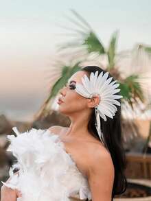 欧美设计红色羽毛耳环，适合化妆和化妆舞会的流苏耳环，独特的女性配饰 - 槍蒙特 - 查看 2