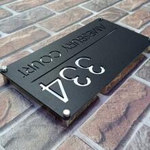 4件套现代高端哑光3D雕刻双层亚克力可定制户外街道地址牌/门牌号，设计优雅，表面安装，无需用电，家居装饰，多功能，装饰性强，可重复使用，精致时尚，高品质，色彩丰富，现代风格，可定制，个性化，独一无二，是送给他的理想礼物，送给她的理想礼物，送给男友、爸爸、女友、妈妈、家人、朋友，适用于茶室、家居、花园、办公室，适合周年纪念日、情人节、母亲节、生日、父亲节、毕业典礼、婚礼、乔迁之喜等场合，多功能，耐用，装饰性强，可重复使用，精致时尚，高品质，色彩丰富，现代风格，可定制，个性化，独一无二，是送给他的理想礼物，送给她的理想礼物她、男友、爸爸、女友、妈妈、家人、朋友、茶室、家、花园、办公室、周年纪念日、情人节、母亲节、生日、父亲节、毕业典礼、婚礼、乔迁之喜、永恒的爱 - 彩色 - 查看 10