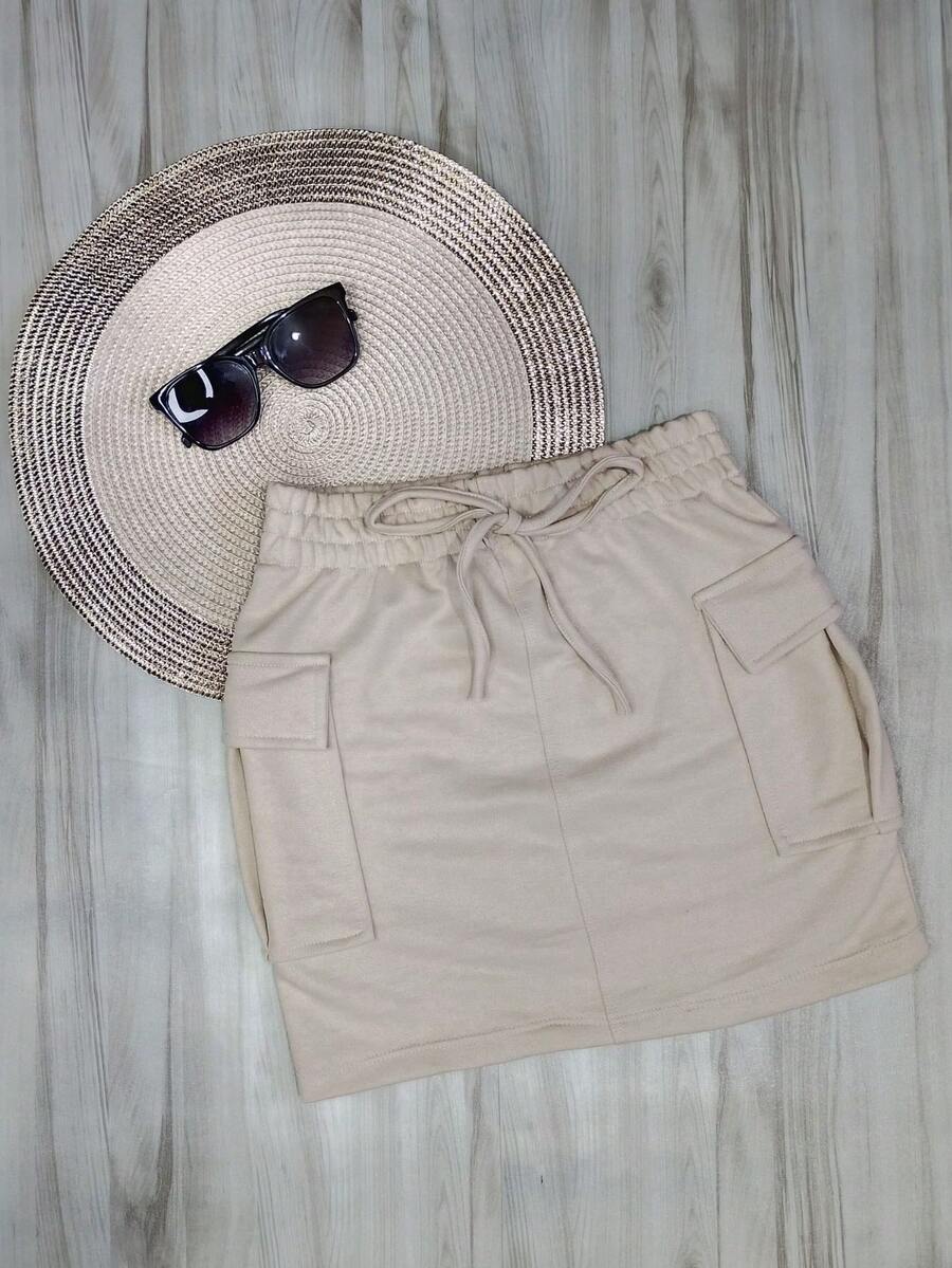 Saia Cargo Moletinho Feminina Cintura Alta e Bolsos Laterais - Bege - Visão 1