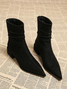 Nuevas botas negras elegantes y minimalistas para otoño 2025, zapatos de tacón bajo grueso con punta puntiaguda, botas de tobillo, botas cortas versátiles y de moda 17573-15 - Negro - Ver 3