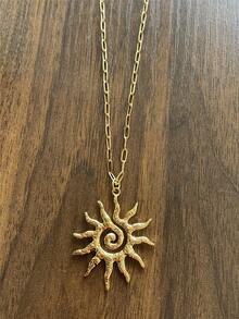 Stainless Steel Swirl Sun Pendant Necklace, Summer Beach Holiday Accessory
