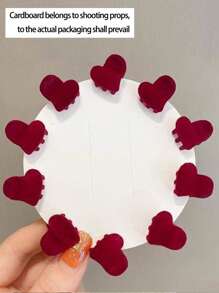 Cute Red Flocked Small Claw Clip, Heart Shape Mini Side Clip, Princess Bangs Hair Clips, Flocked Hair Accessories For Women, Autumn/Winter Valentine Hair Jaw Clip Hair Clamps Hair Clutch Hair Claw Clip Autumn Accessories Fashion Hair Claws Fall Fashion Gifts For Women