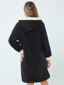 Pijama Invierno para Mujer, Pijamas Polar con Manga Larga, Pijama Grueso con Capucha, Diseño de Bordado con Apliques - Negro - Ver 2