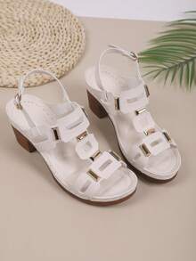 Sandali con tacco spesso intrecciati in stile retrò da donna, sandali con chiusura a fibbia e design traforato, sandali casual da giorno, da vacanza o da ufficio con tacco spesso adatti per l'estate