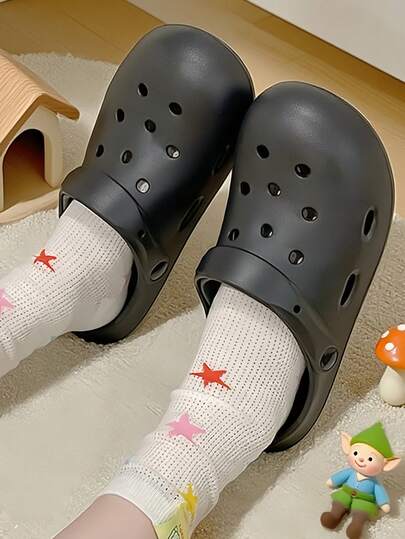 【温馨家居风】四季新款时尚小众设计高街男士木屐，日常休闲百搭，厚底透气，柔软舒适，EVA材质，浴室专用防滑，防臭抗菌，保护双脚，速干 | 超强缓震 | 适合海滩/户外街道/室内卧室、浴室等场所，男女情侣高街木屐，鞋架，收纳神器，毕业典礼，祝贺毕业，毕业派对