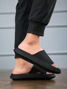 Men's Spring To Summer Home Slippers, Lightweight & Thick-Soled Black Slippers, Non-Slip Beach & Outdoor Sport Slippers For Large Feet - Black - View 11