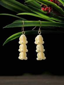 زوج من أقراط الزهور التاج الراتنجية البوهيمية الجديدة، مناسبة للارتداء اليومي وارتداء الشاطئ