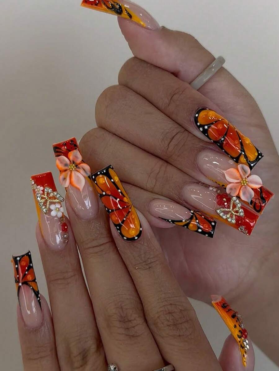 24 件/套豹纹印花，法式优雅奢华 3D 水滴，复古橙色蝴蝶花朵金色珍珠装饰设计长方形按压式指甲，美甲用品适合女孩/女士日常、户外、派对 - 彩色 - 查看 1