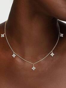 1 chiếc dây chuyền xương đòn bằng thép không gỉ sang trọng thanh lịch bằng vàng 14k dành cho nữ, vòng cổ kim cương zirconia hình hoa bốn lá, chống thấm nước và chống phai màu, thích hợp để đeo hàng ngày, dự tiệc, ngày lễ, làm quà tặng cho bạn bè, gia đình - Vòng cổ mới 3 - Xem 15