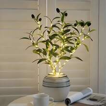 1 Stück künstlicher Olivenkranz mit LED-Lichterkette, Lichterkette, künstliche grüne Stiele, künstliche Olivenzweige, künstliche Blumen, Heimdekoration, Dekoration, Garten, Wohnzimmerdekoration, Vase Füllung, Hausdekoration, UV-geschützte künstliche Blätter, grüne Blätter, geeignet für Ostern, Raumdekoration Zubehör