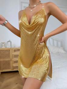 Vestido corto de fiesta sexy de metal plateado para mujer, vestido de malla brillante sin espalda con cuello en V y halter, vestido ajustado de noche, nuevo y con estilo - Dorado - Ver 1