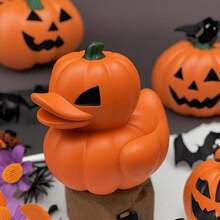 1pc Orange Pumpkin Shaped Halloween Duck Ornament, Halloween Decorative Accent, Resin Tabletop Figurine Gift Home Decor Fall Decor Room Decor