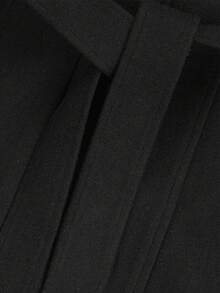 Abrigo largo con capucha para mujer, clásico y elegante, cuello con capucha y peluche desmontables. Manga larga. Tela de poliéster, interior forrado, cálido y agradable, apto para temporadas de otoño e invierno. Bolsillos frontales funcionales con cierre metálico. Ajuste con cierre metálico y cinturón de tela. - Negro - Ver 4