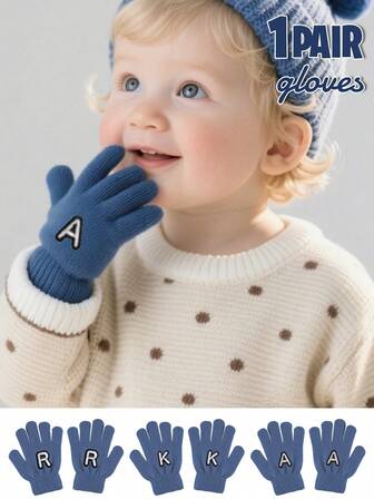 1 par bokstavsmönstrade handskar, skyddar fingrarna, bekväma varma vinterkläder, lämpliga för 1-3 år gamla spädbarn på hösten/vintern
