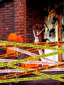 Decoraciones de Halloween, Cinta de precaución de 3 pulgadas x 90 pies, decoraciones de fiesta de Halloween para interiores para casas embrujadas, fiestas, puertas, áreas de peligro (3 piezas)