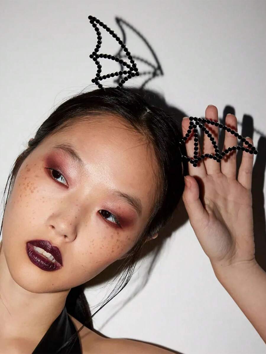 1pc New Halloween Party Headband, Funny Devil Horns & Bat Wings Decor, Rhinestone Headpiece, European & American Holiday