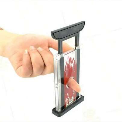 1pc Finger Chopper Toy Magic Trick, Novelty Gift For Holidays - Birthday, Halloween, Party, Christmas - Best Gift