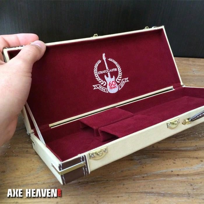 Axe Heaven Fender 60th Anniversary Stratocaster Miniature Guitar Case W Embroidered Logo Replica Collectible CASE-60-1  [COLLECTABLES] Ltd Ed, Figure, Collectible - Nhiều màu - Xem 1