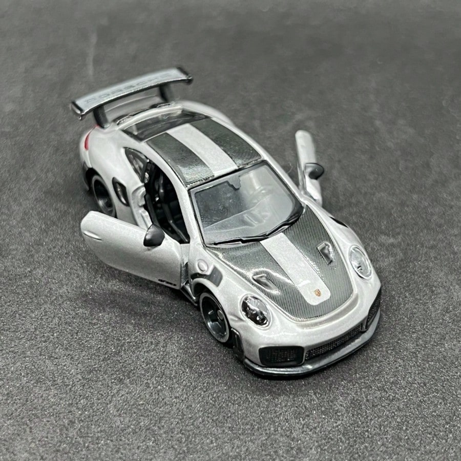 رمادي معدني