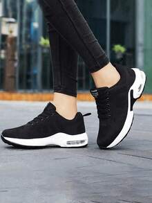 Women Sports Shoes - Black - View 3